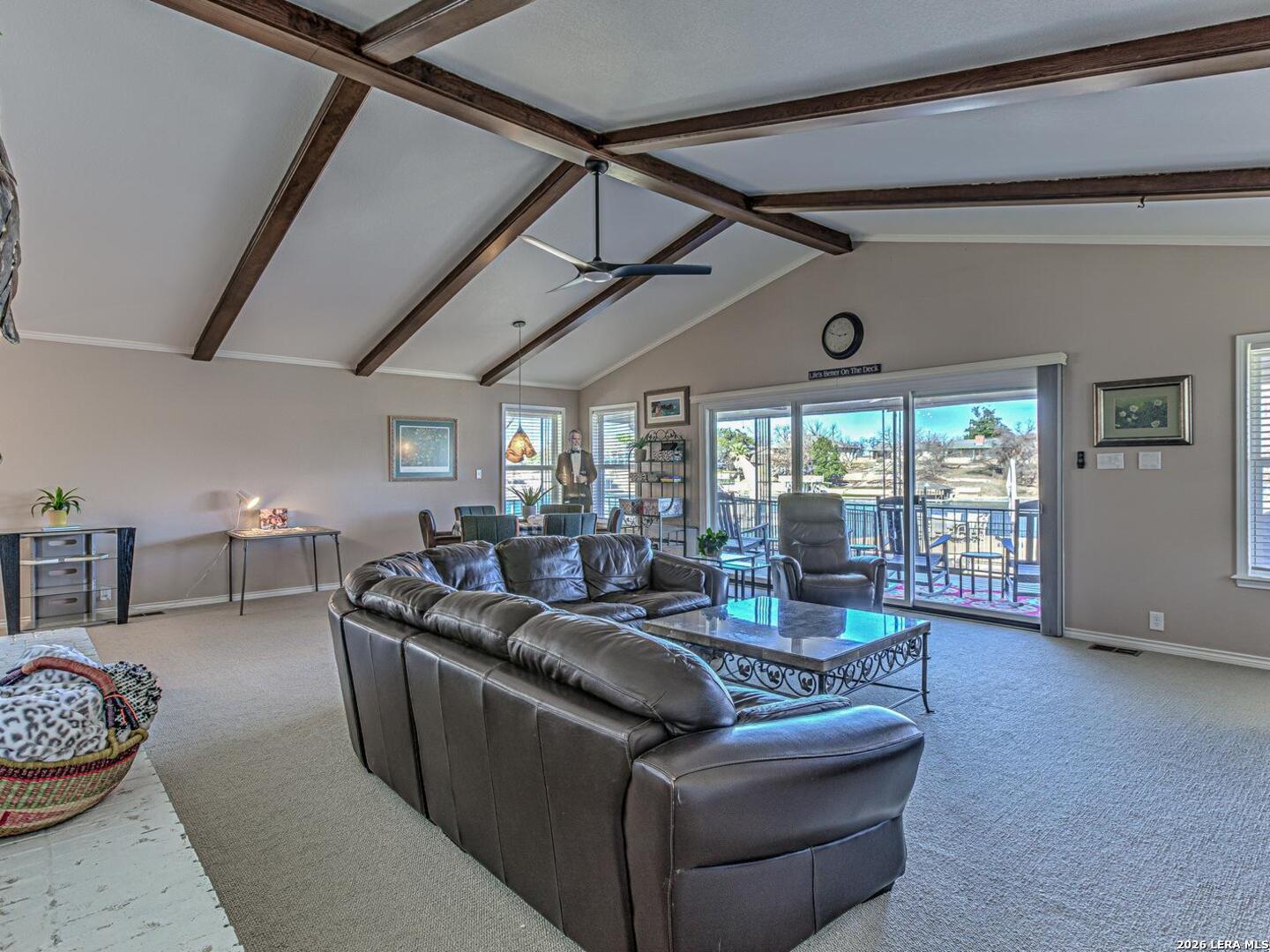 208 Riverside Dr