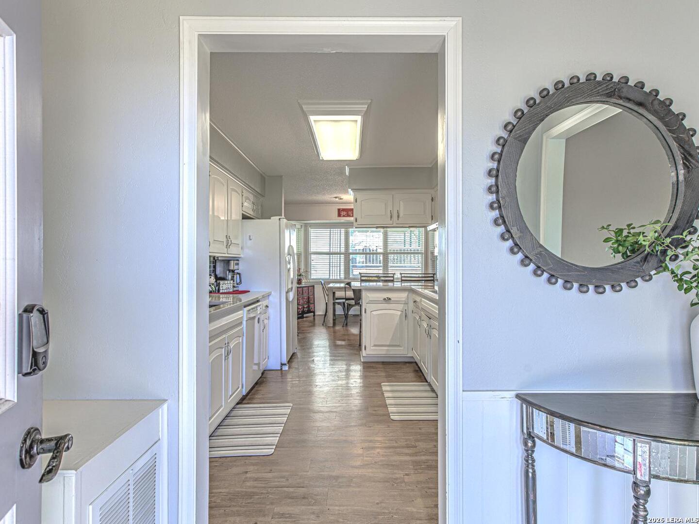208 Riverside Dr