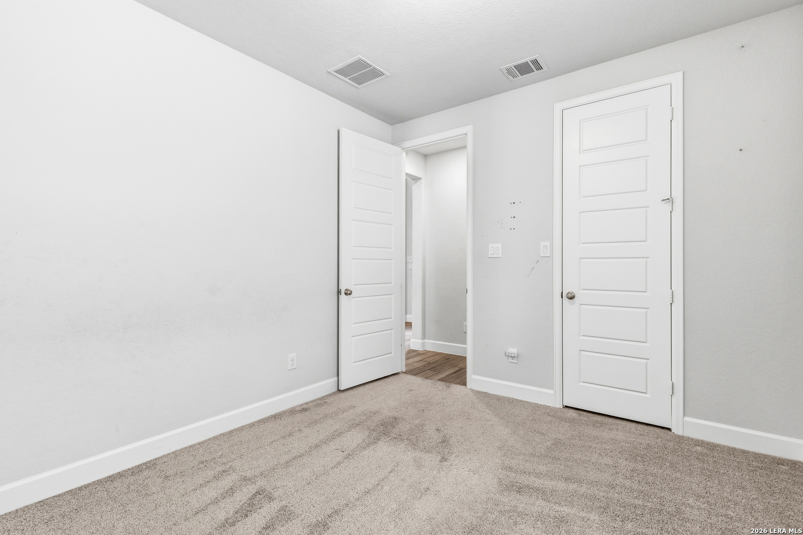 3230 Little Willow