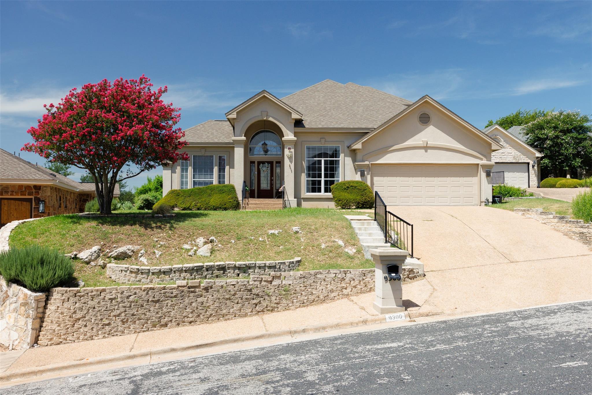 9300 Simmons RD