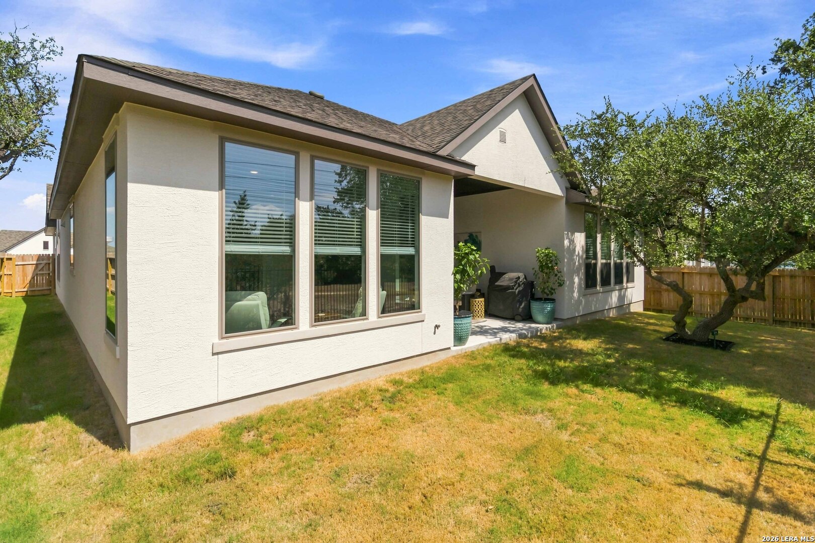1619 Dunvegan Park