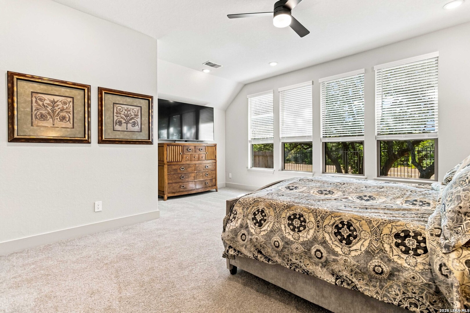 1619 Dunvegan Park