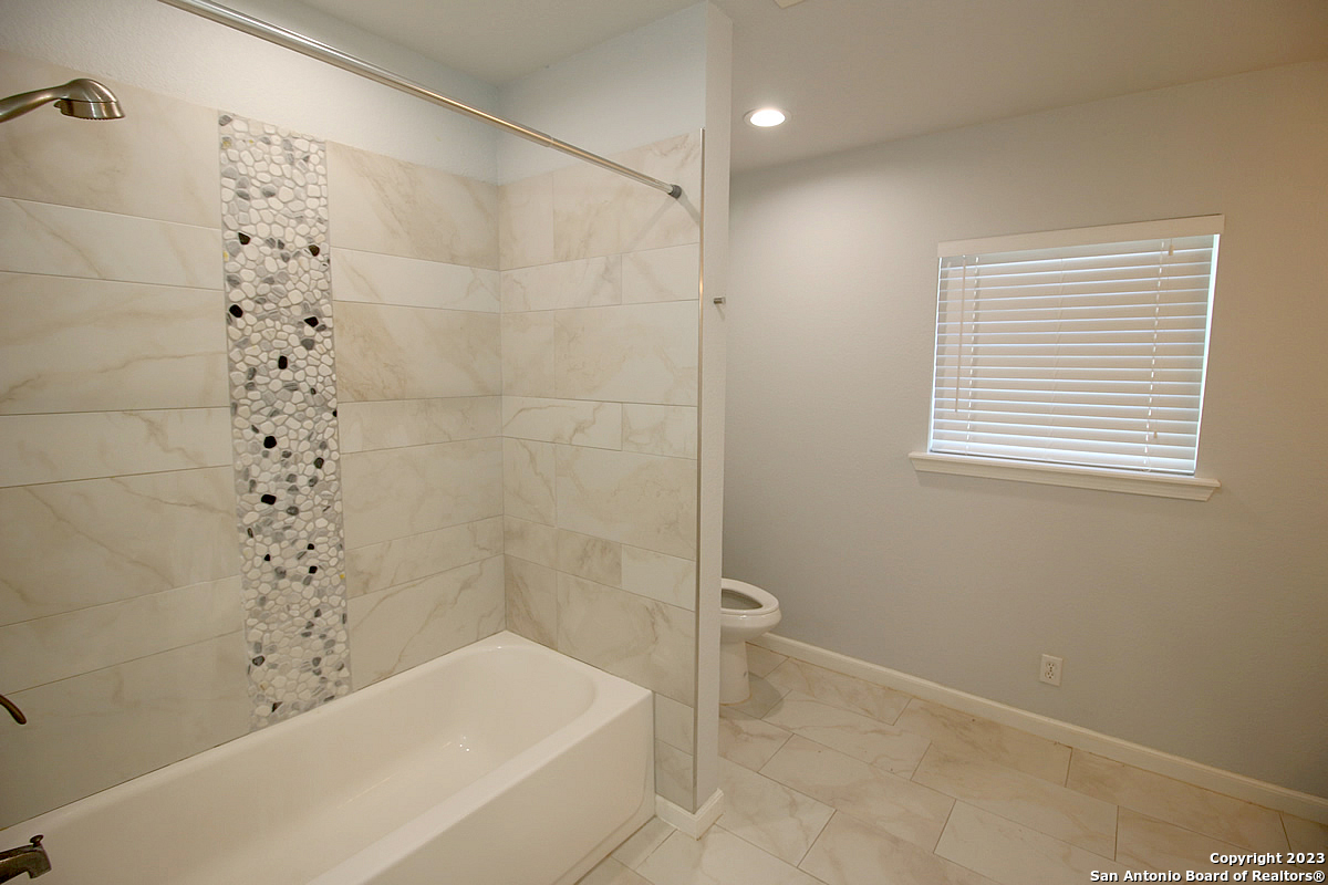64 Vaughan Pl