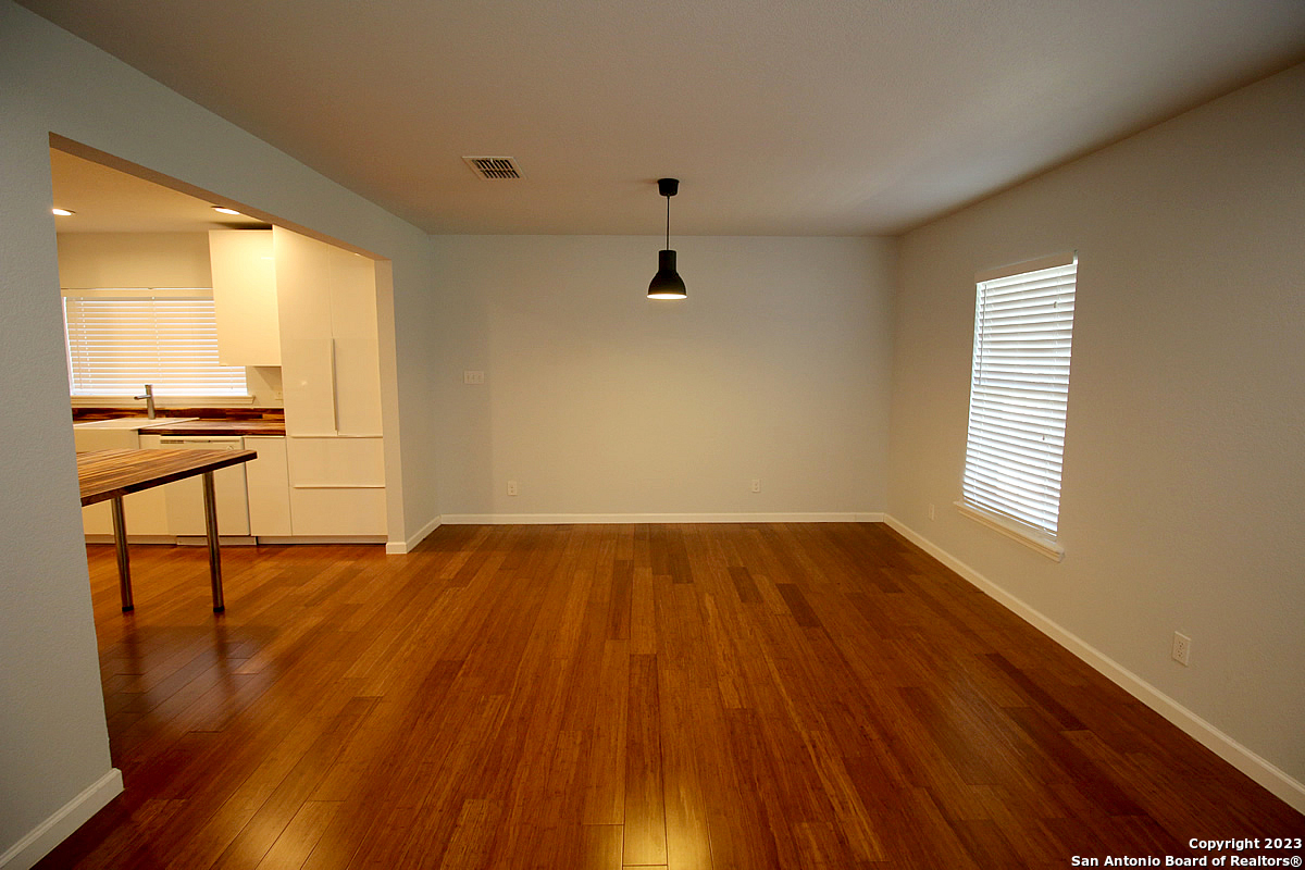 64 Vaughan Pl