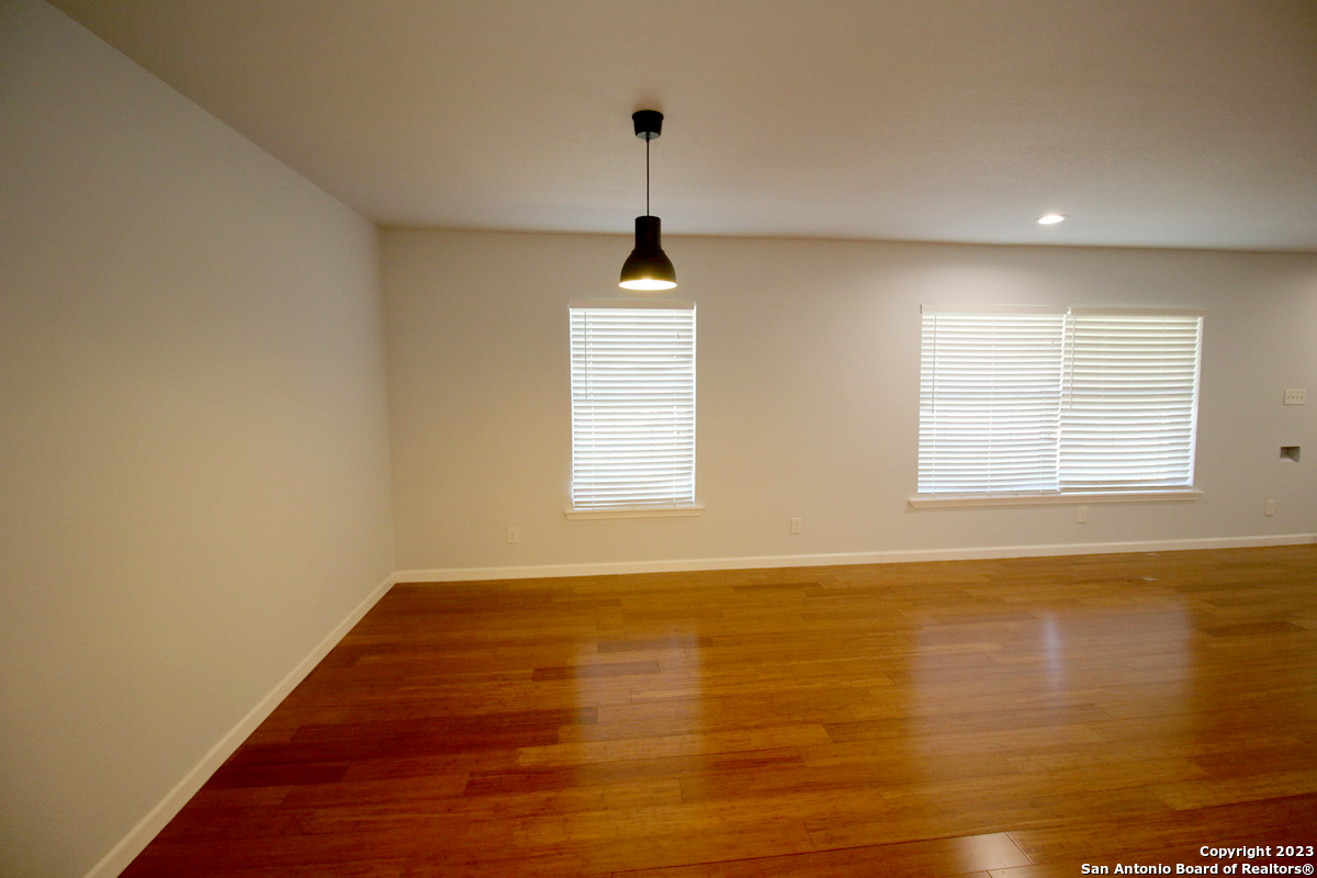 64 Vaughan Pl