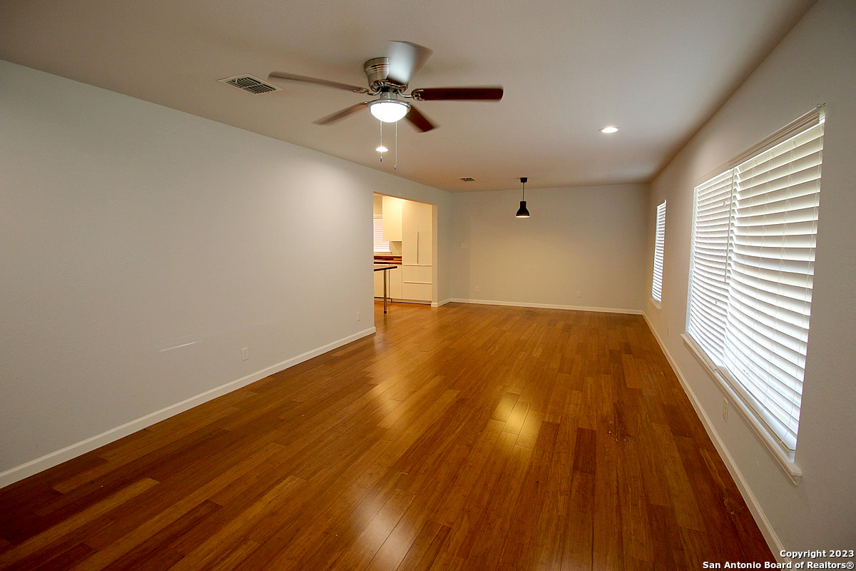 64 Vaughan Pl