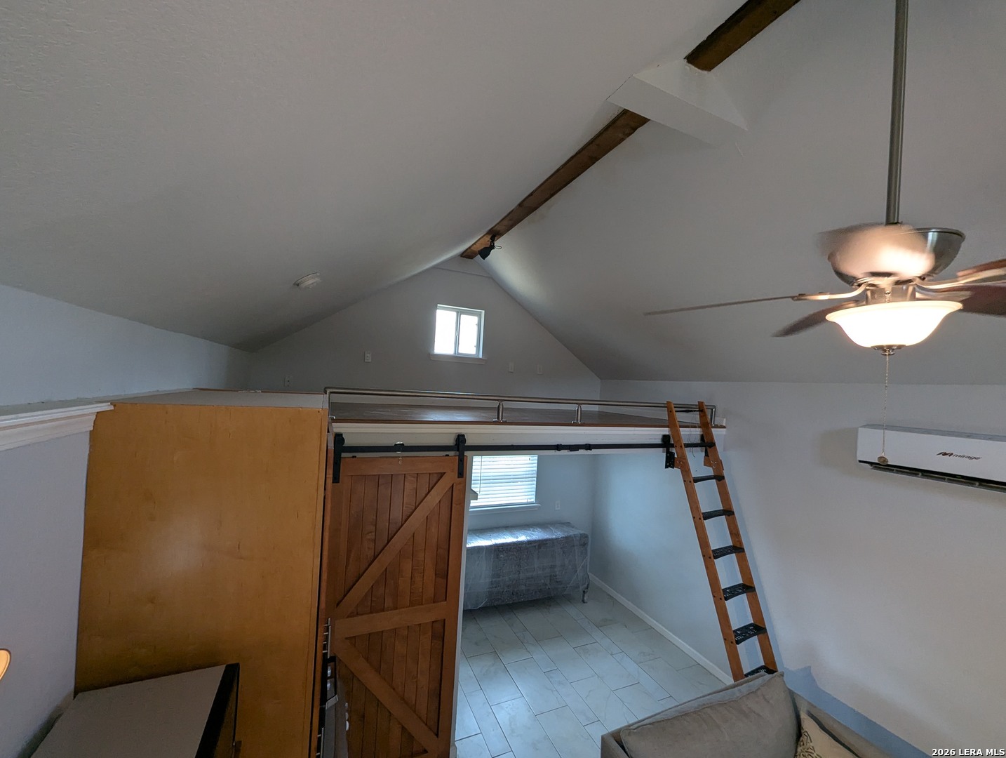 64 Vaughan Pl