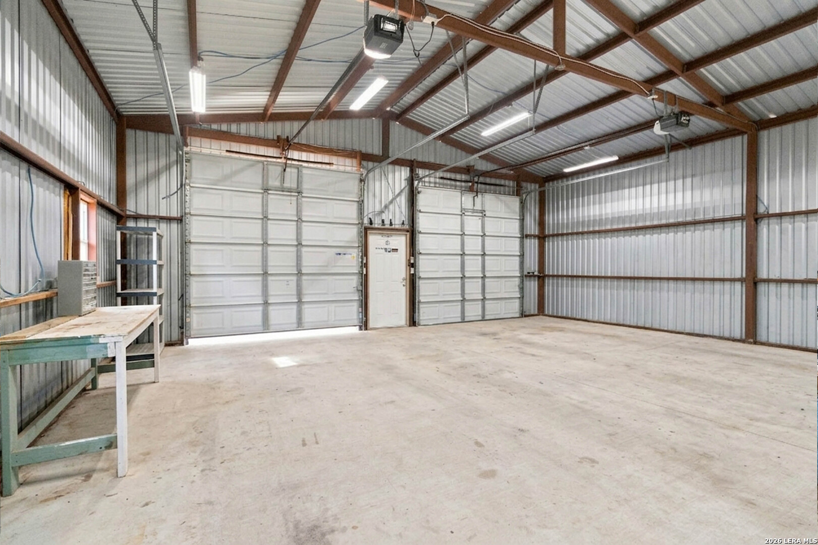 362 BLACK OAK DR