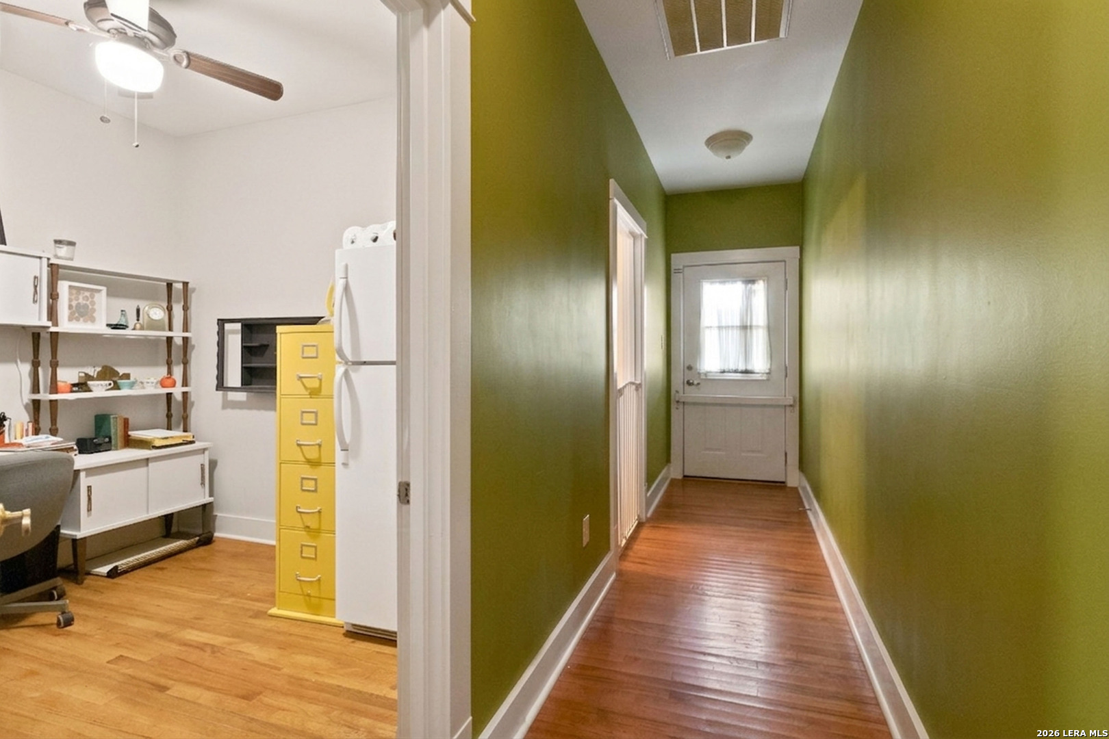 362 BLACK OAK DR
