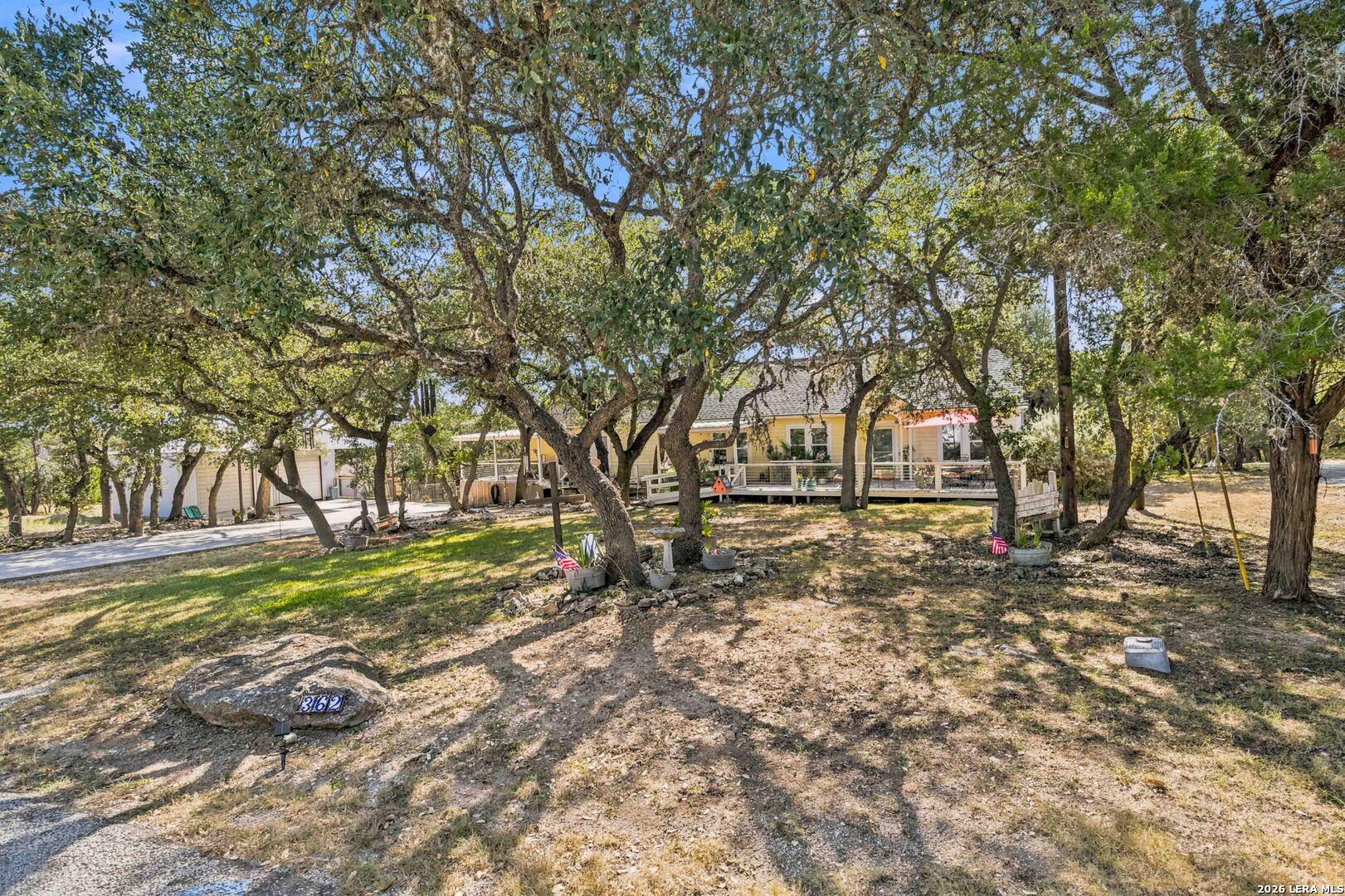 362 BLACK OAK DR