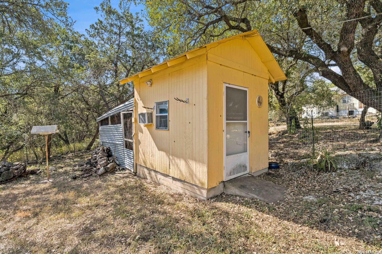 362 BLACK OAK DR