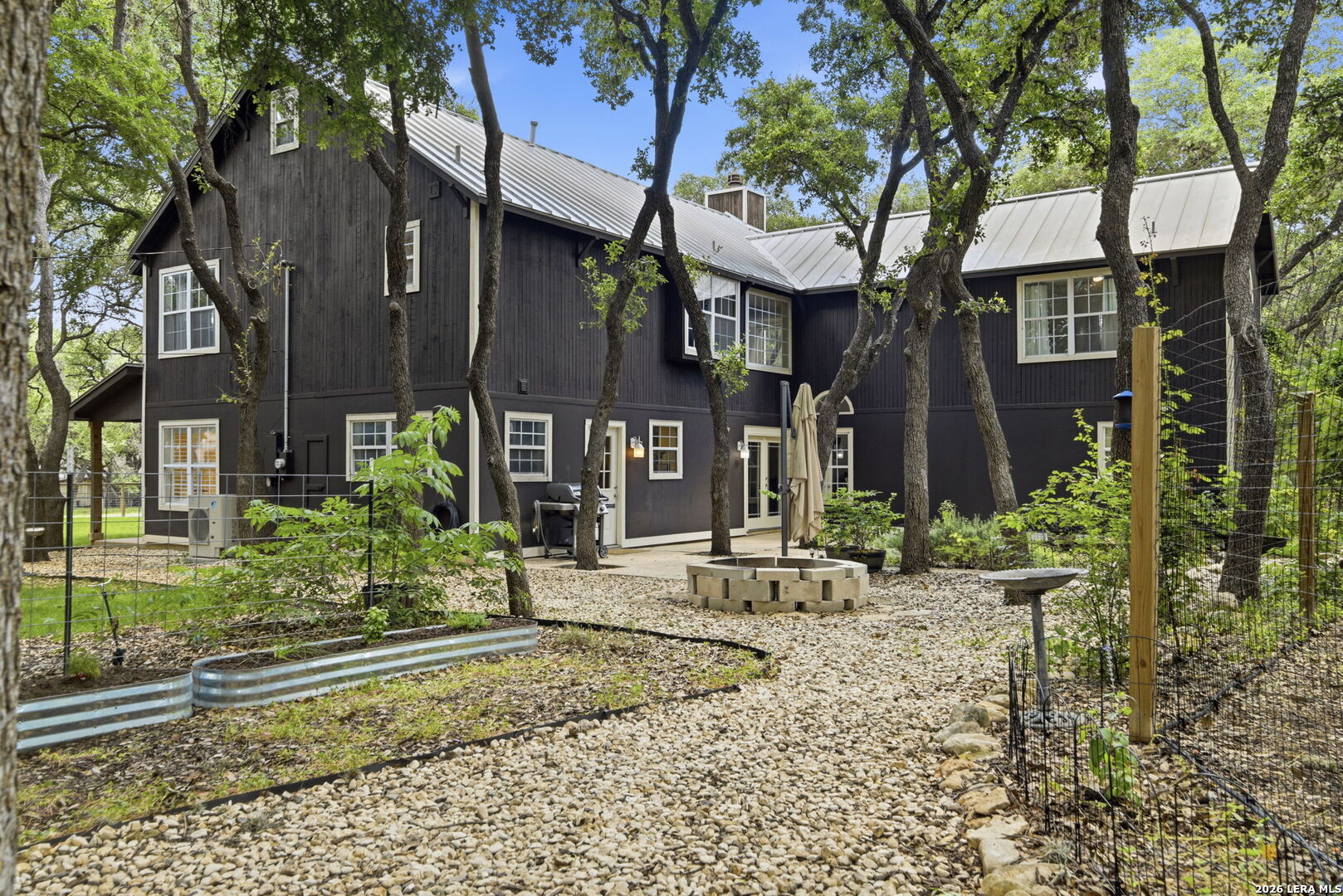 8806 SHOSHONI TRL