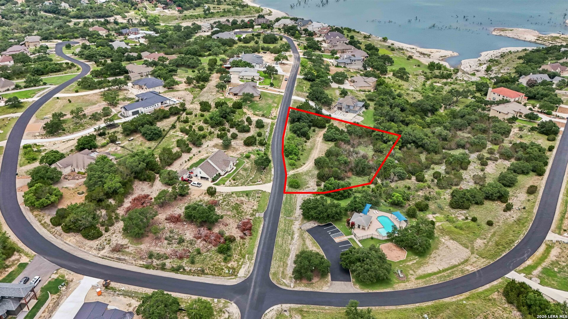 378 Oak Shores