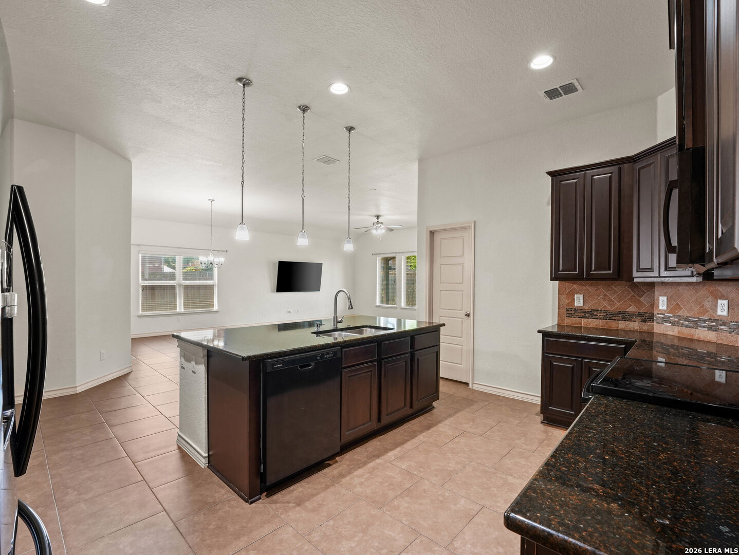 634 Saddle House