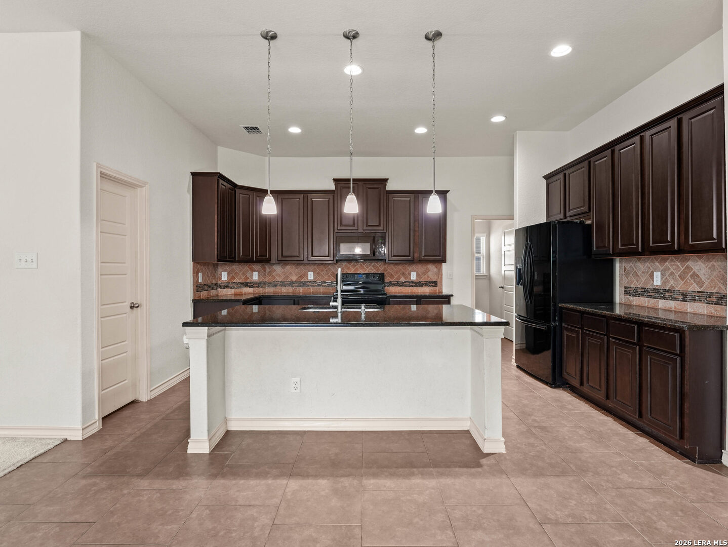 634 Saddle House
