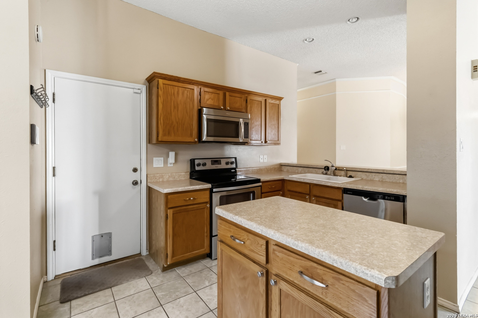 3718 COLTER RD
