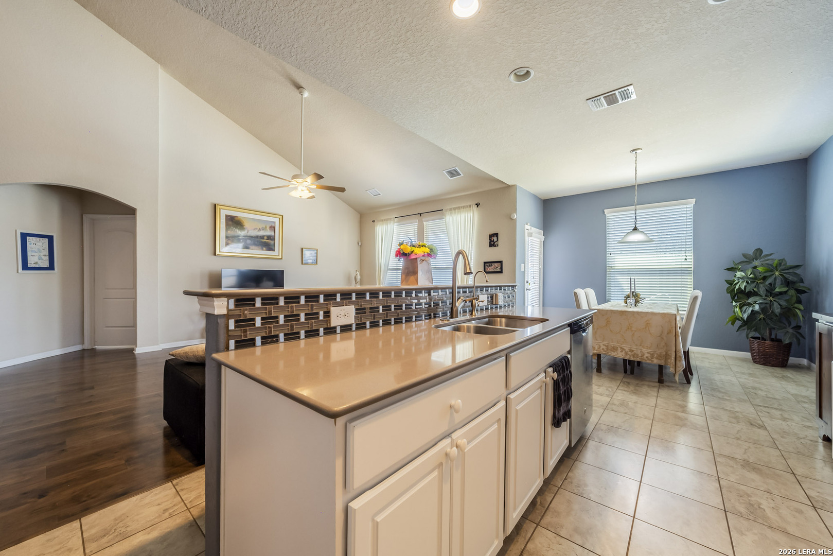 2122 Dove Crossing