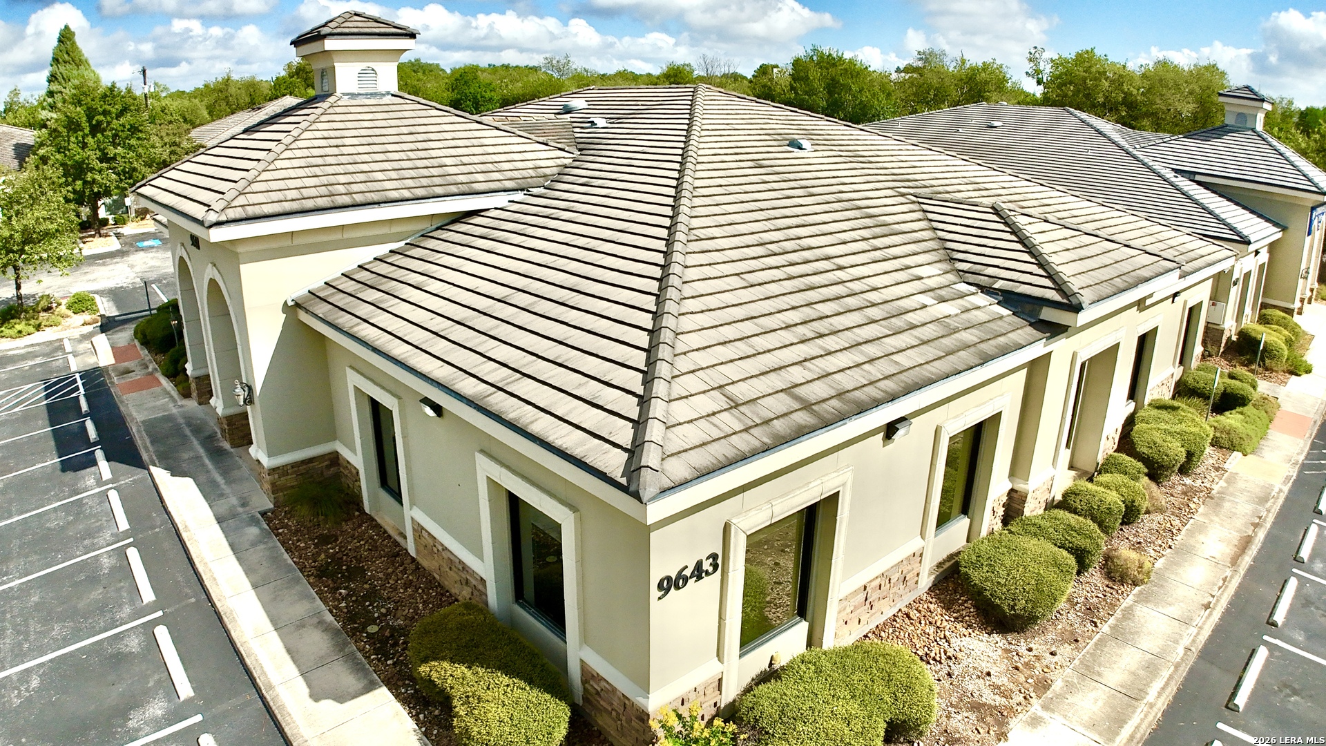 9643 HUEBNER RD Unit: 103 & 102