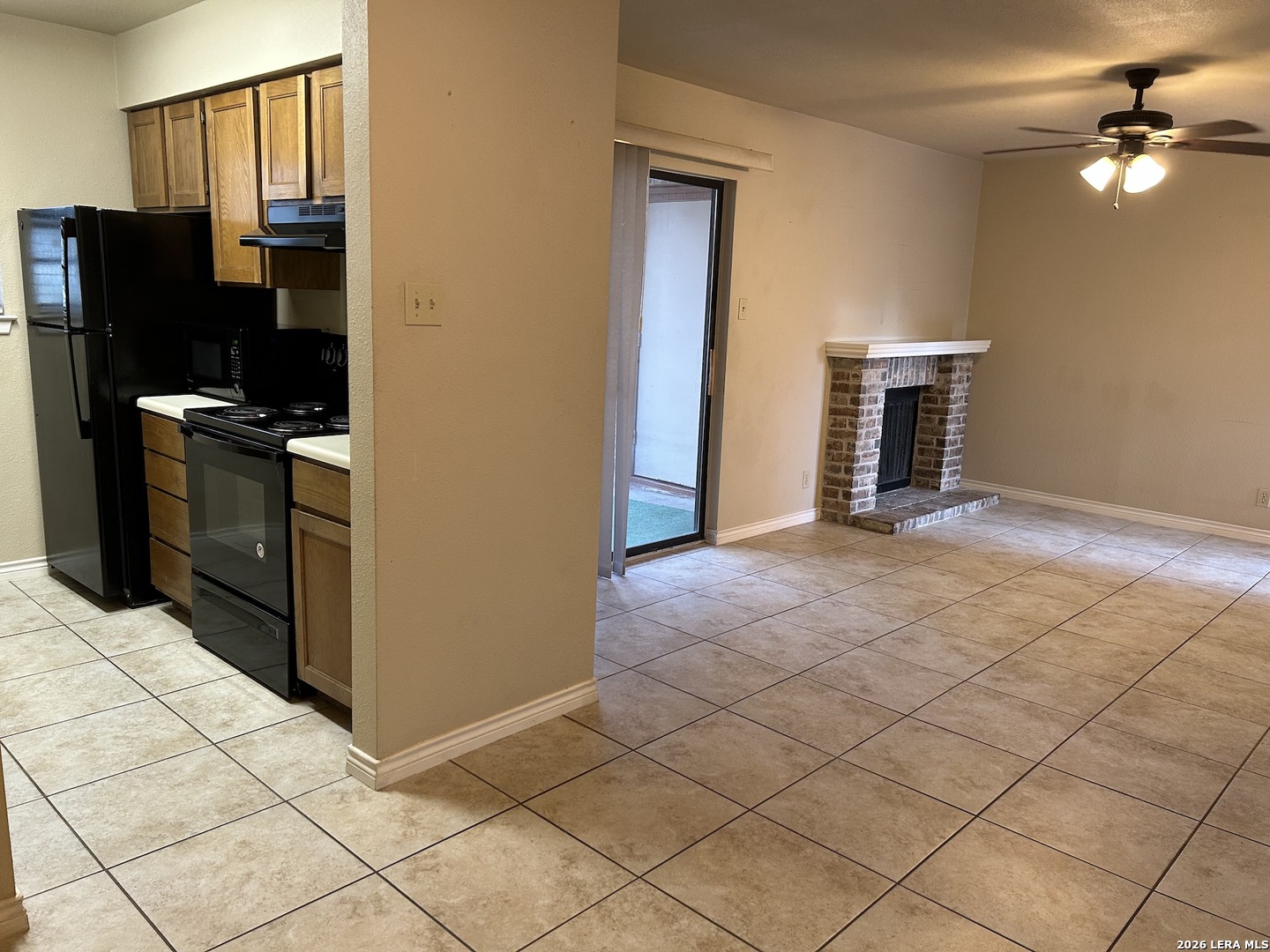 13018 HEIMER RD Unit: 910