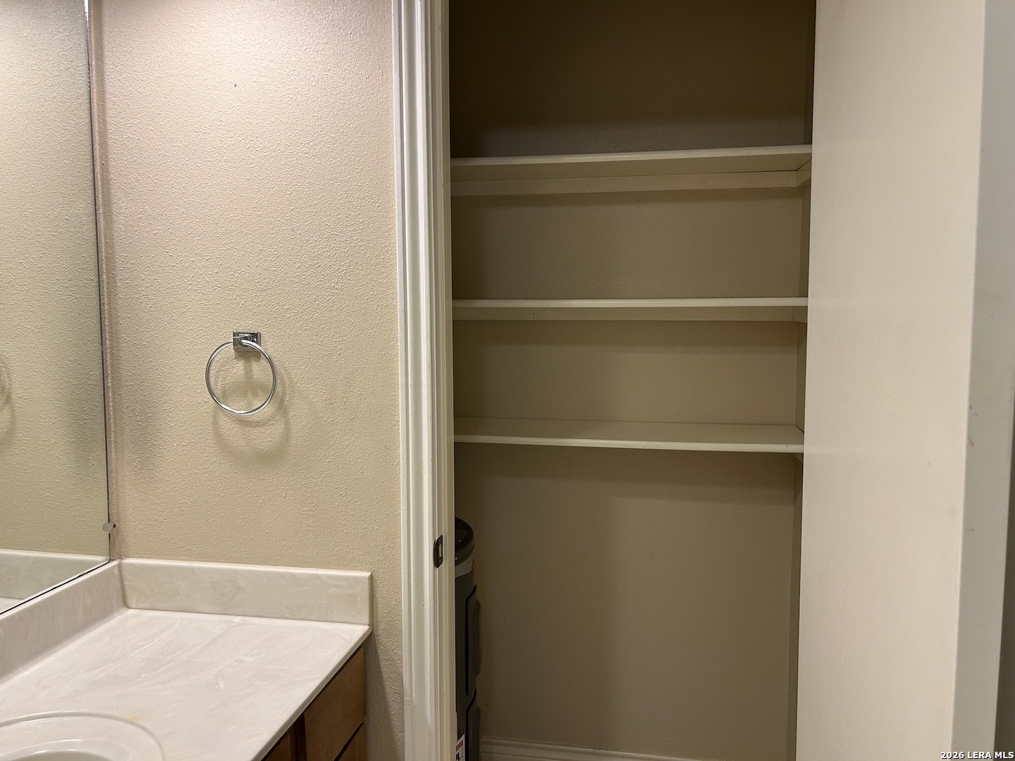 13018 HEIMER RD Unit: 910