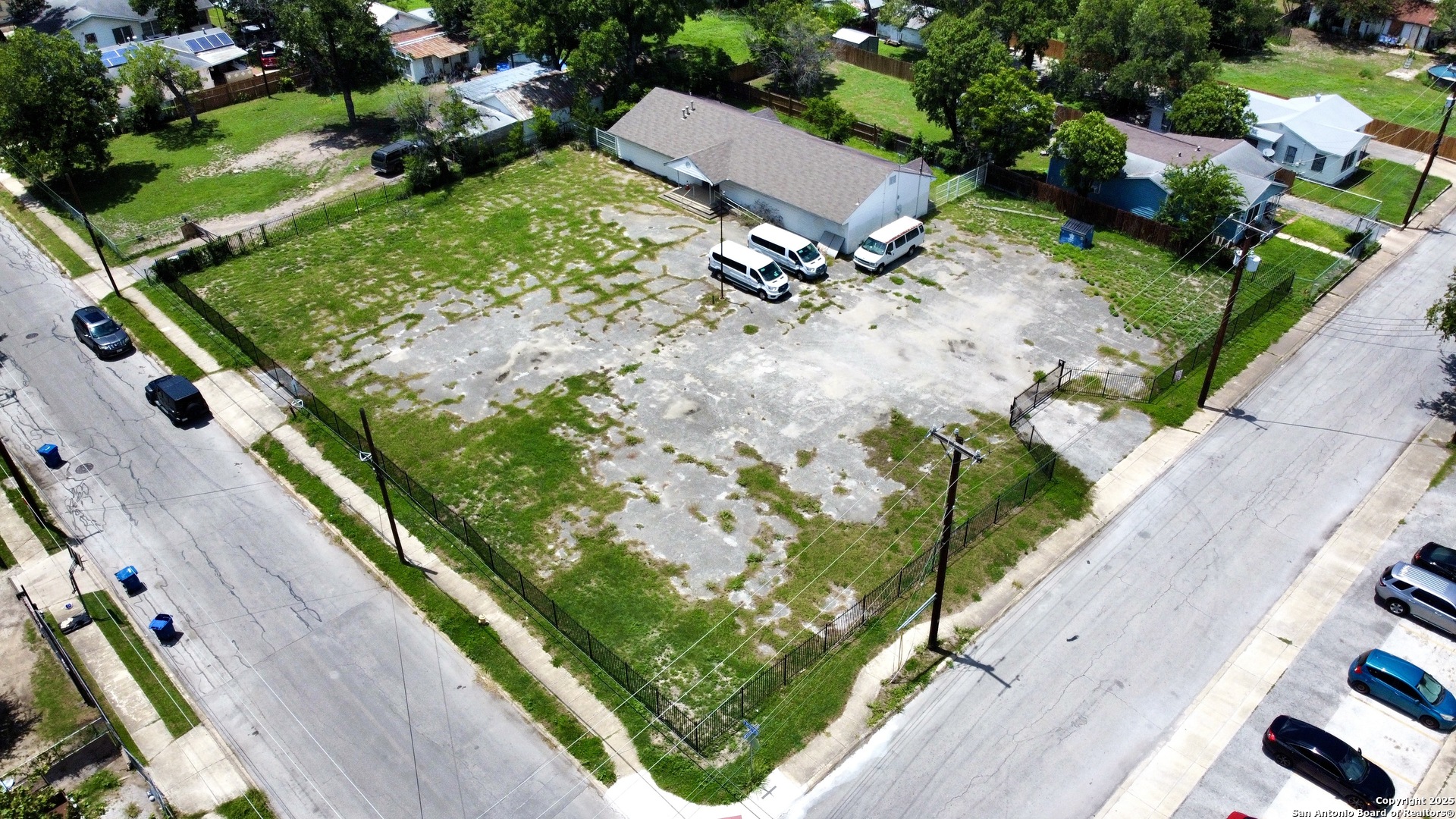 507 E Mayfield Blvd