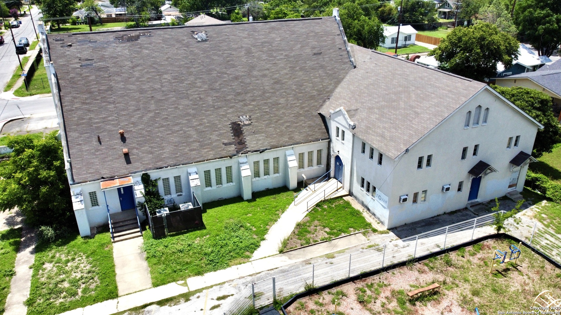 507 E Mayfield Blvd
