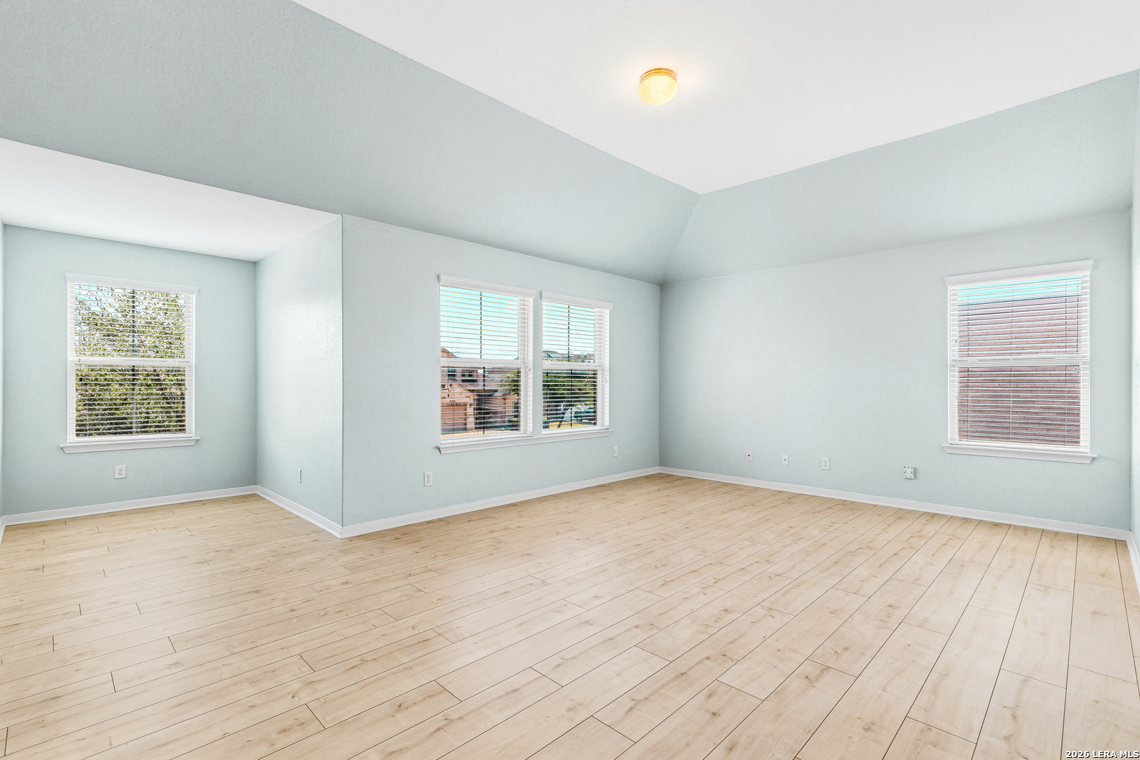 5473 CYPRESS PT