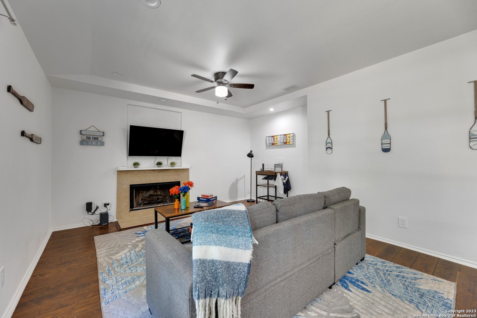 731 Hillside Loop