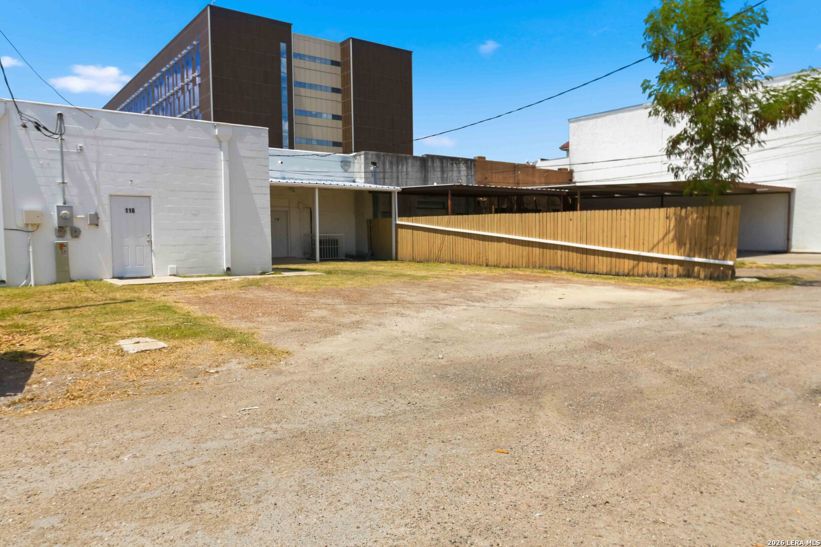 116 S 12TH AVE