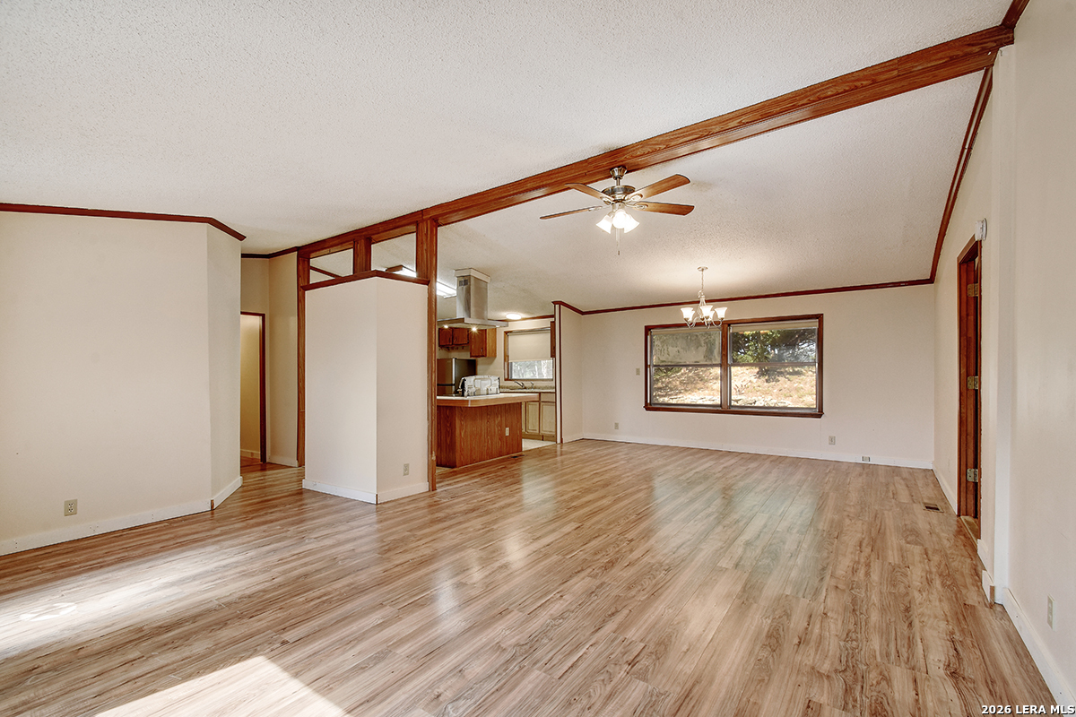 181 QUERCUS LN