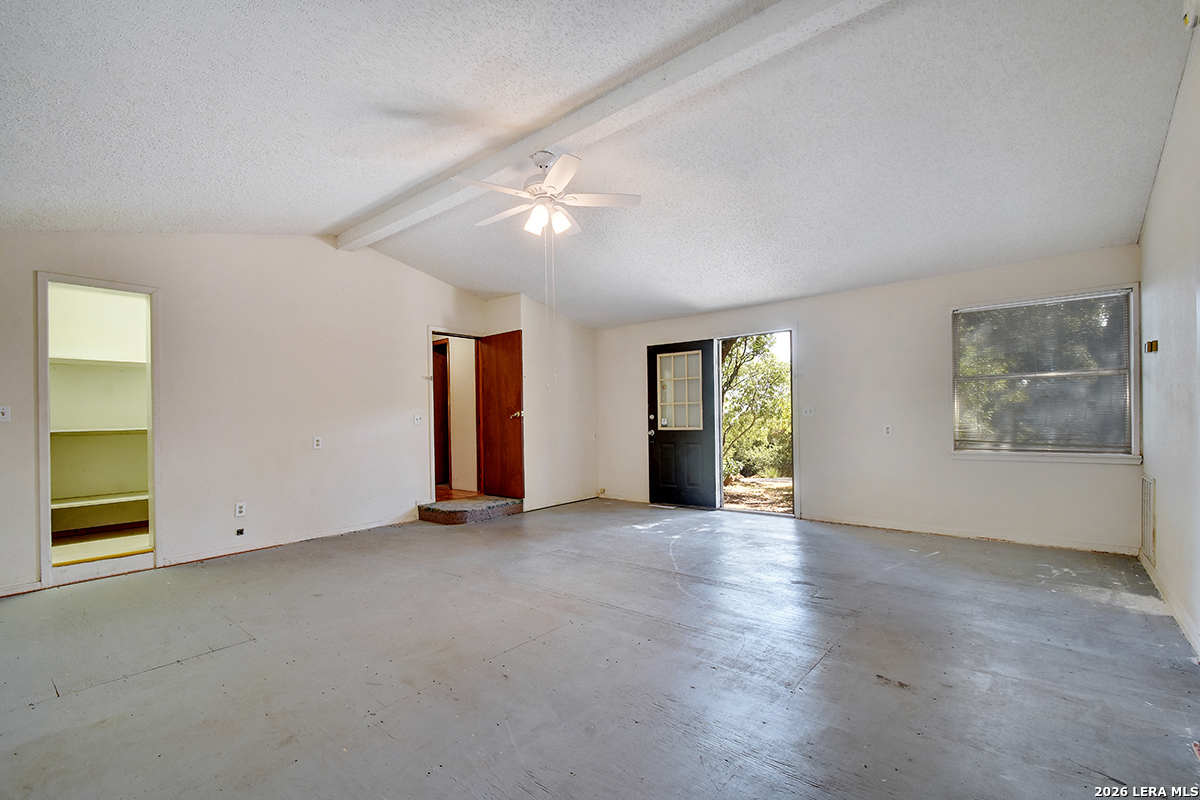 181 QUERCUS LN