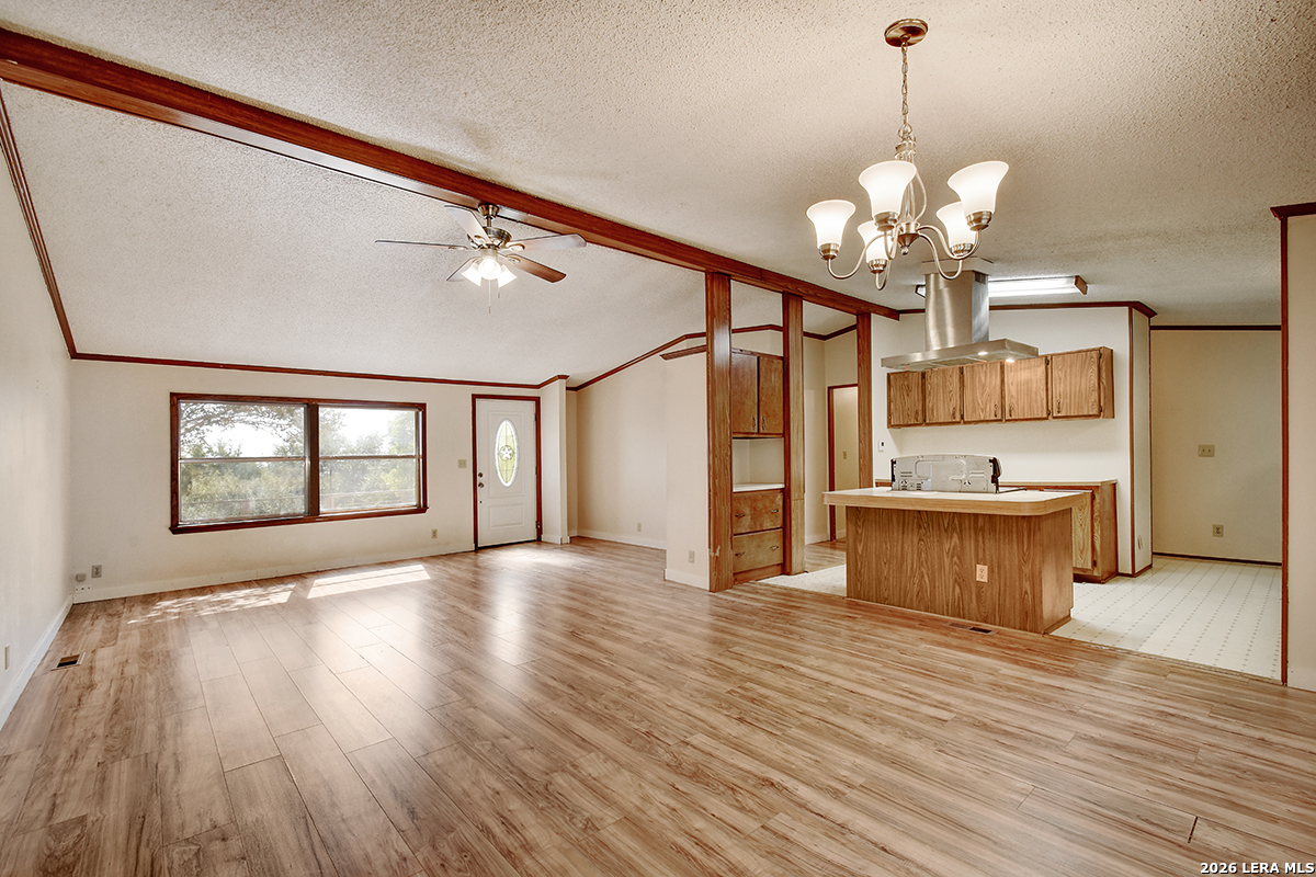 181 QUERCUS LN