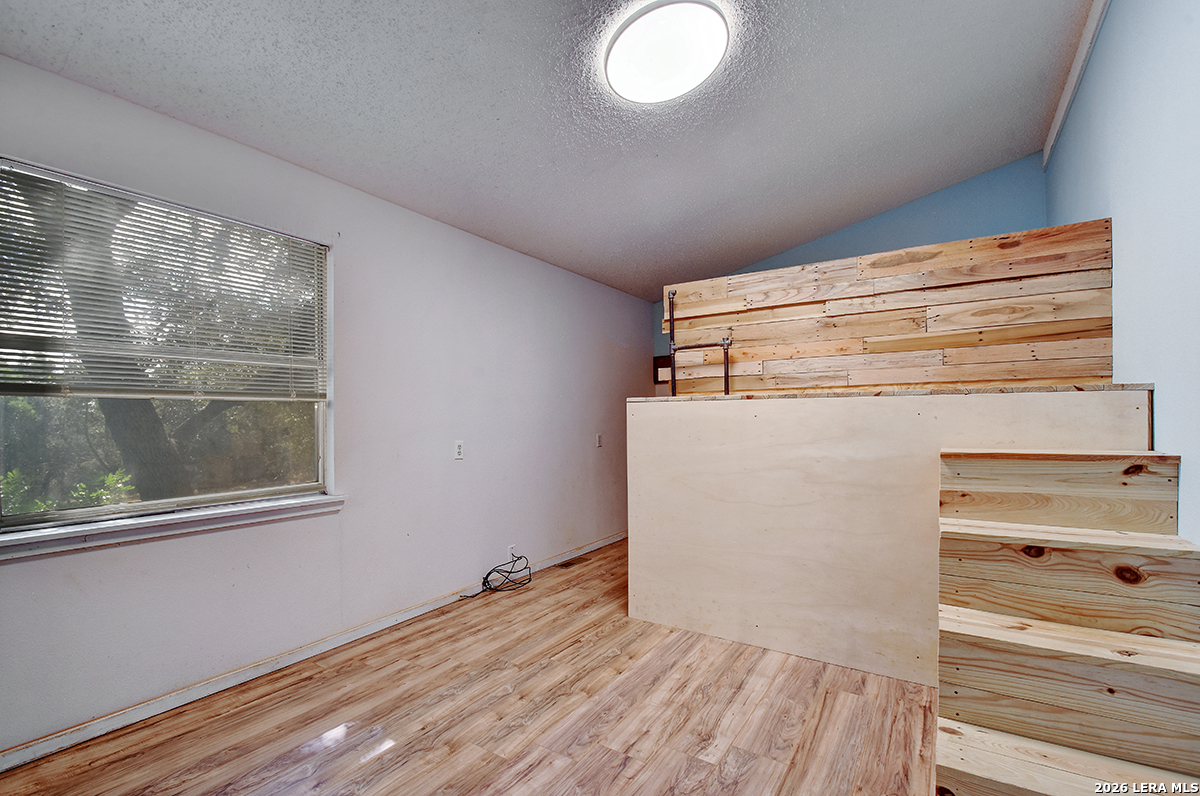 181 QUERCUS LN