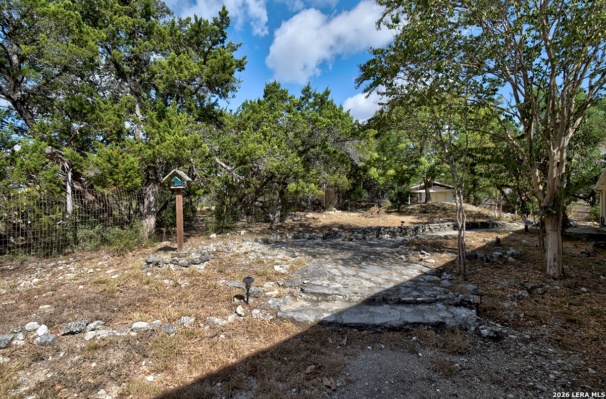 181 QUERCUS LN