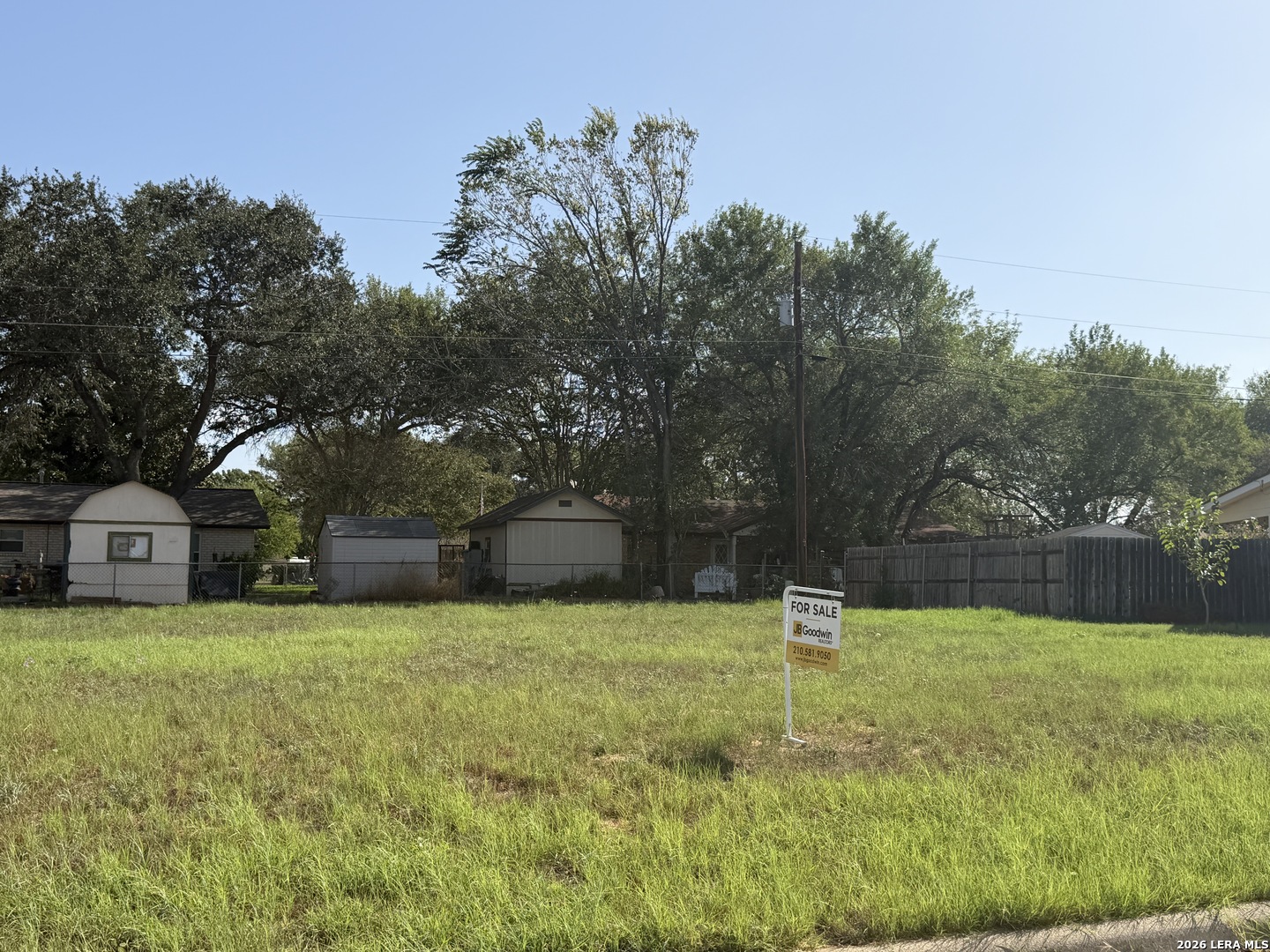 1017 VERBENA LOOP