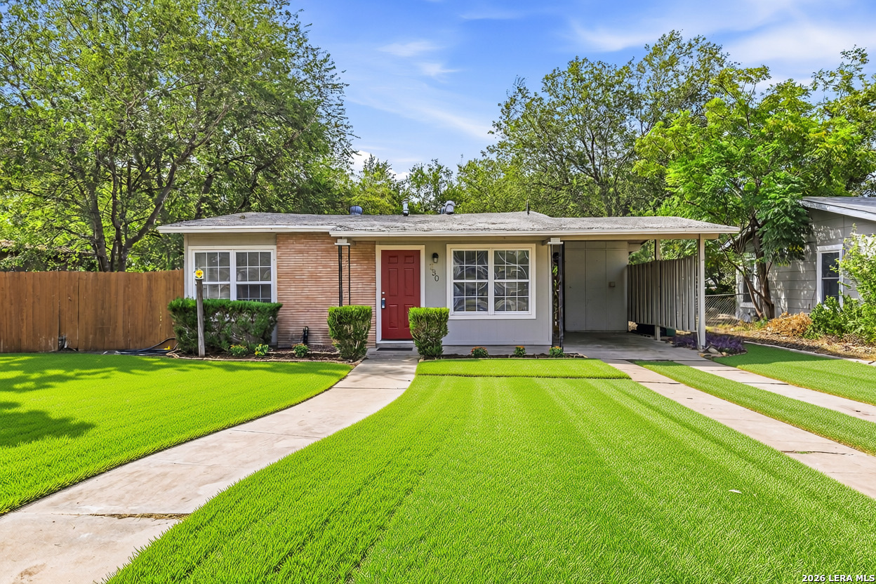 230 Serna Park