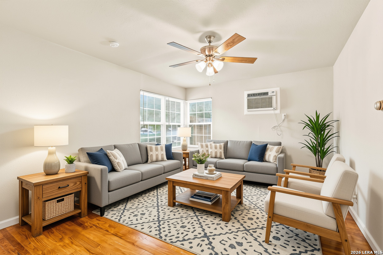 230 Serna Park