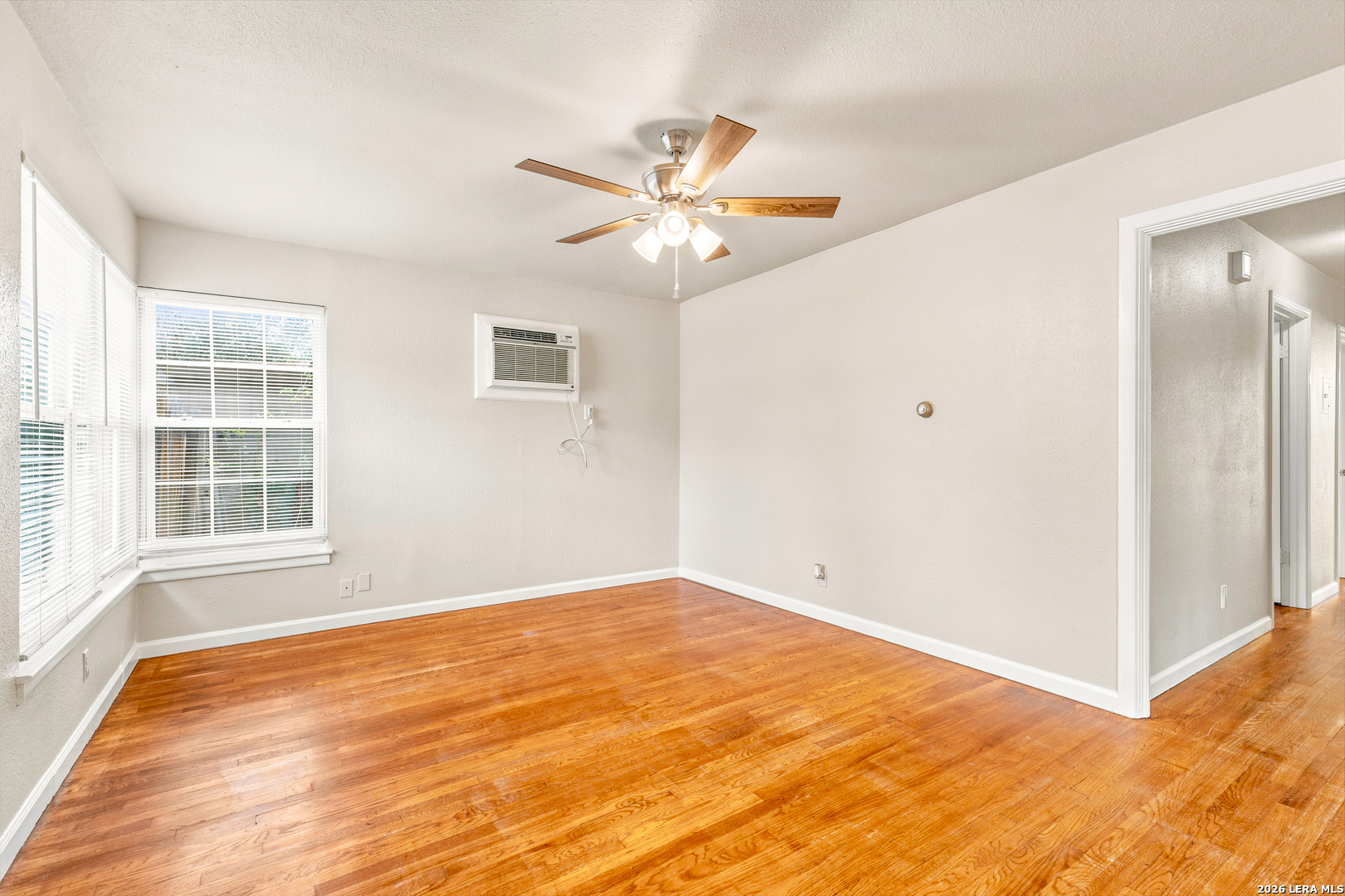 230 Serna Park