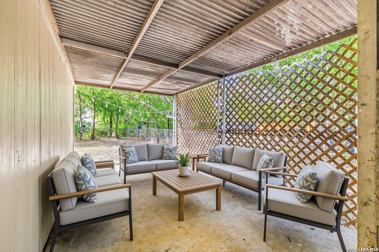 230 Serna Park