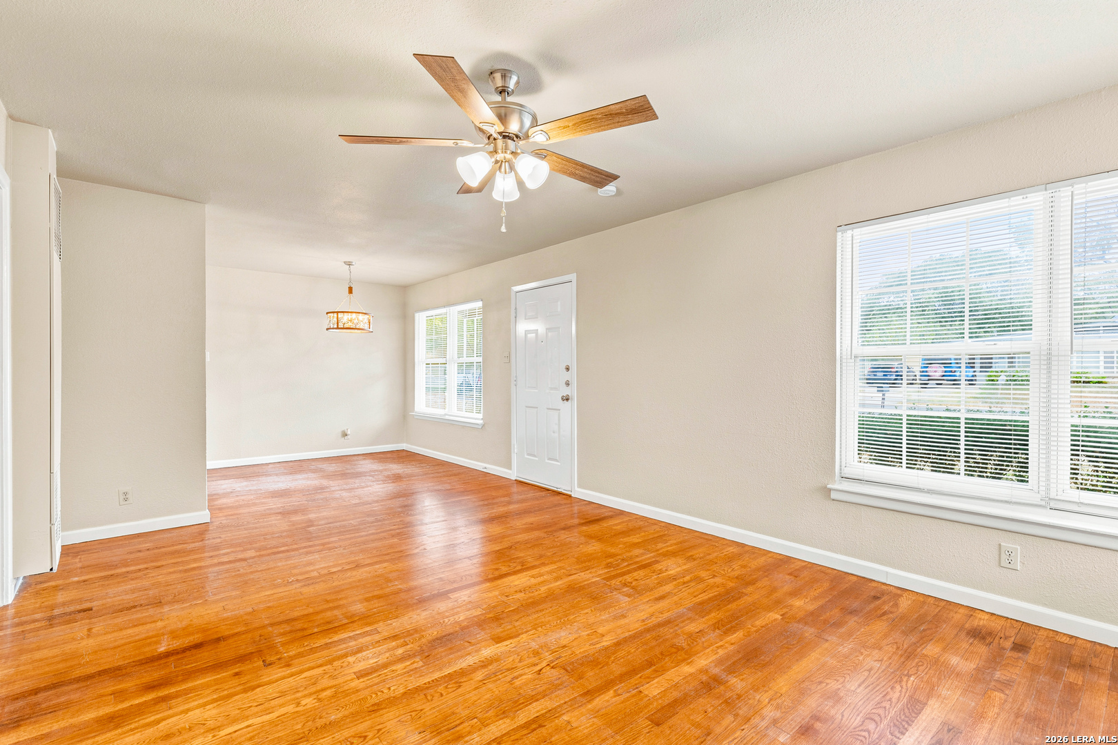 230 Serna Park