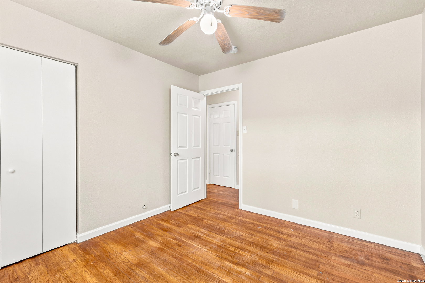 230 Serna Park