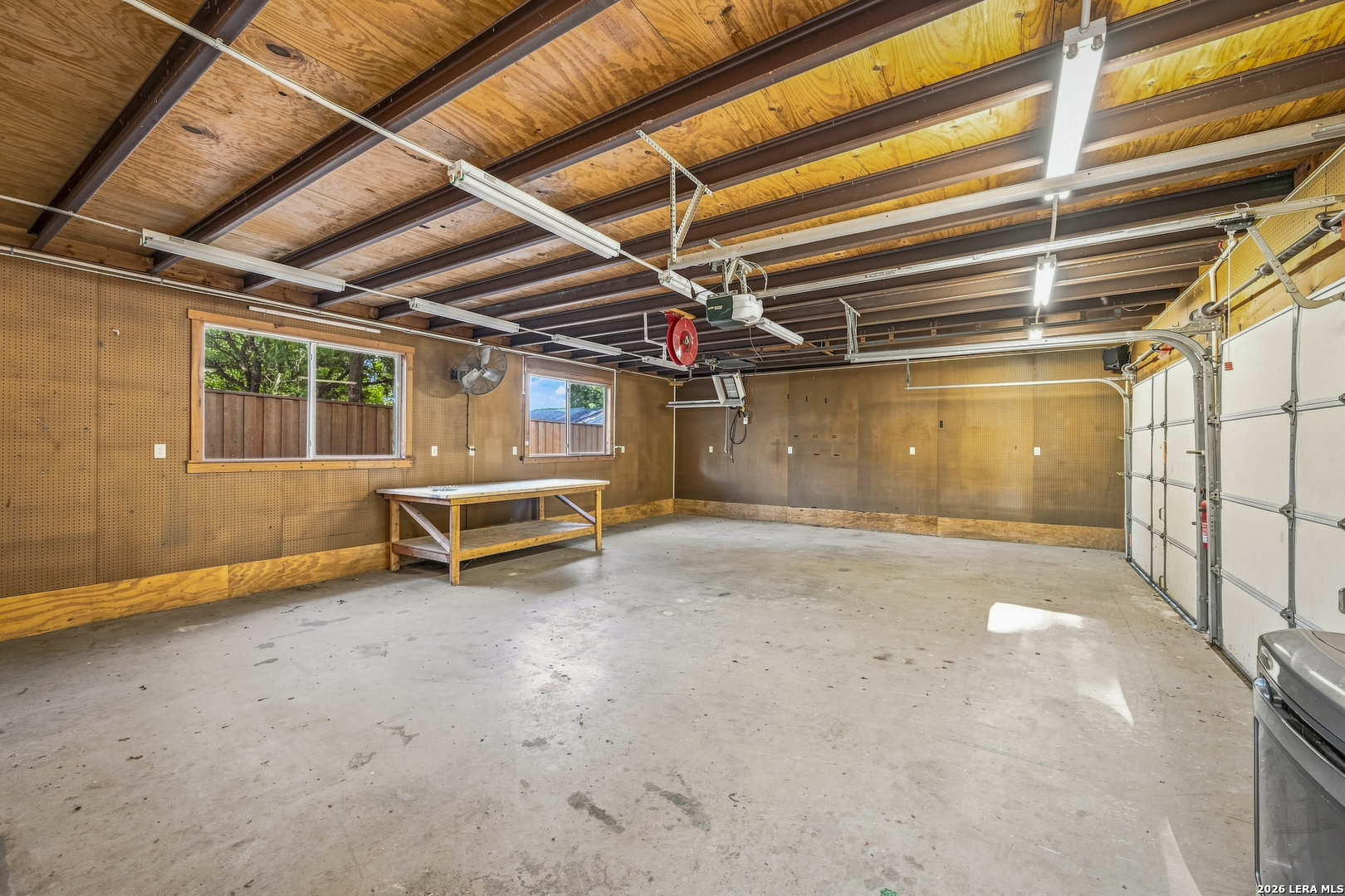 5212 HONEYSUCKLE BR