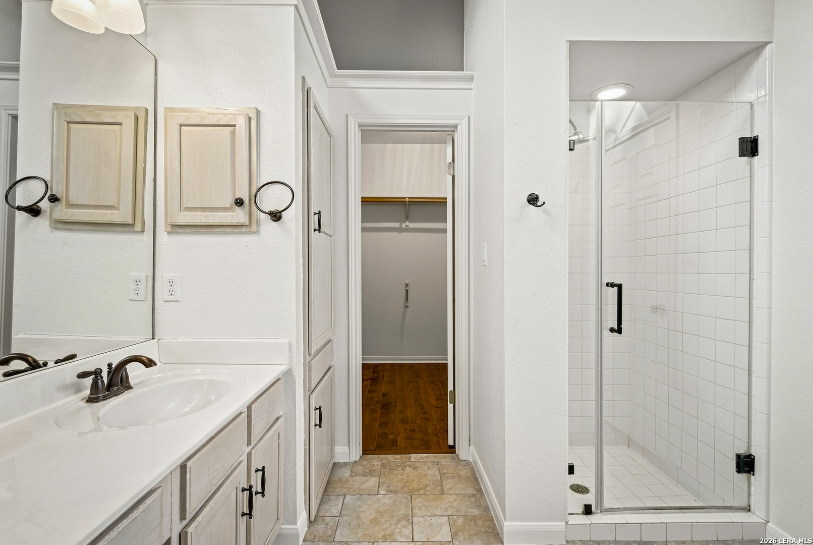5212 HONEYSUCKLE BR