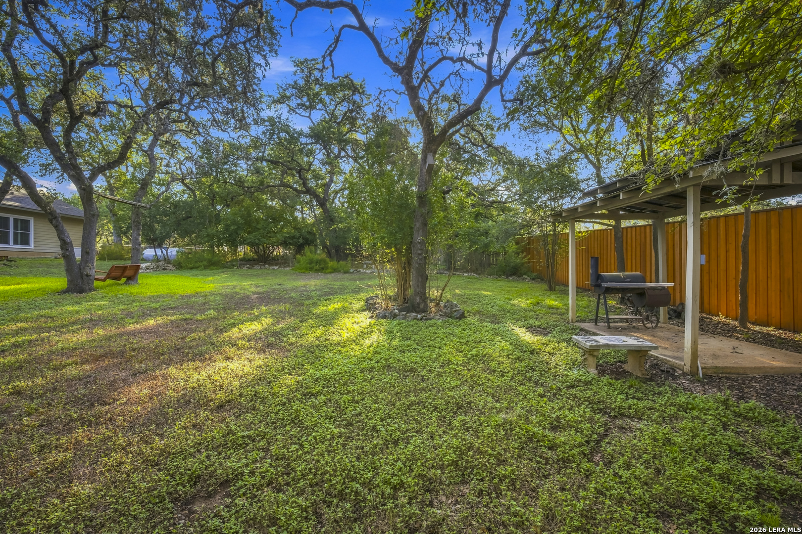 5212 HONEYSUCKLE BR