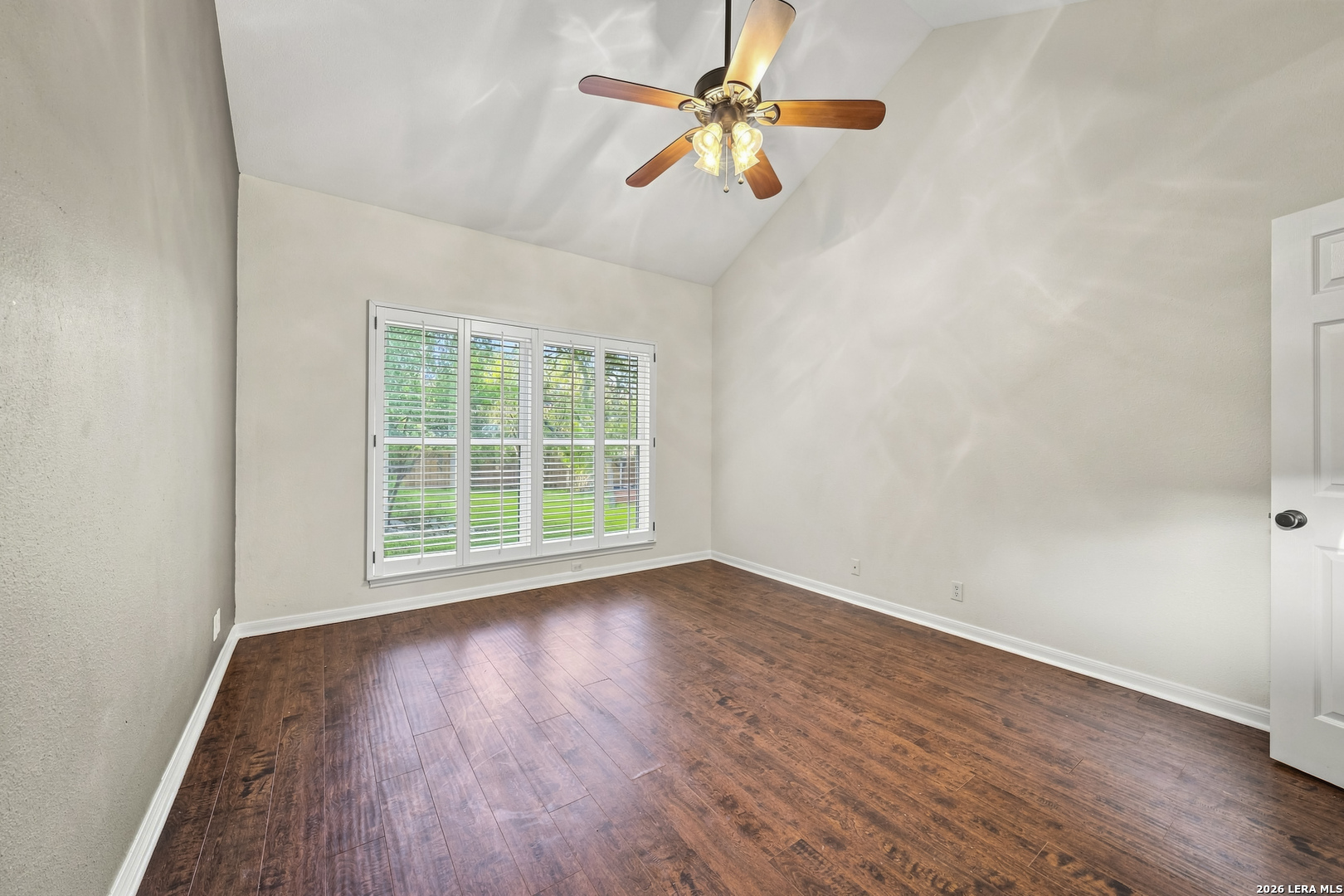5212 HONEYSUCKLE BR