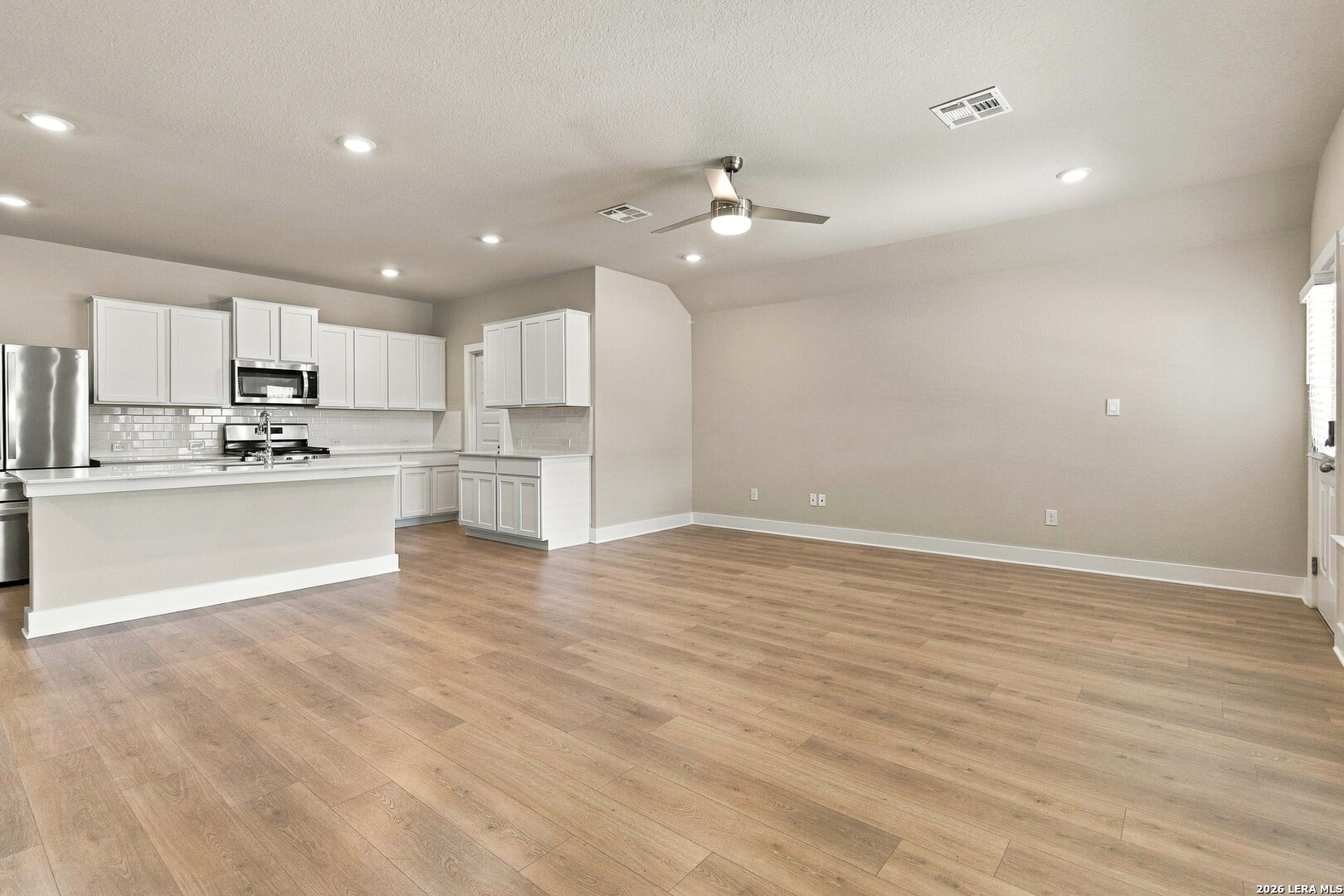 3163 Iron Canyon