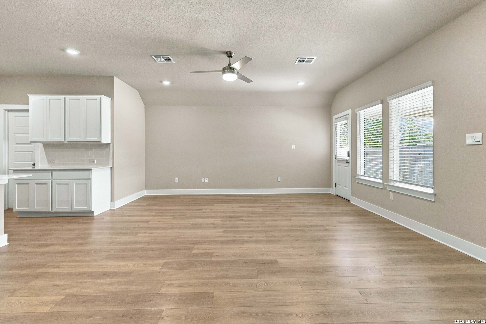 3163 Iron Canyon