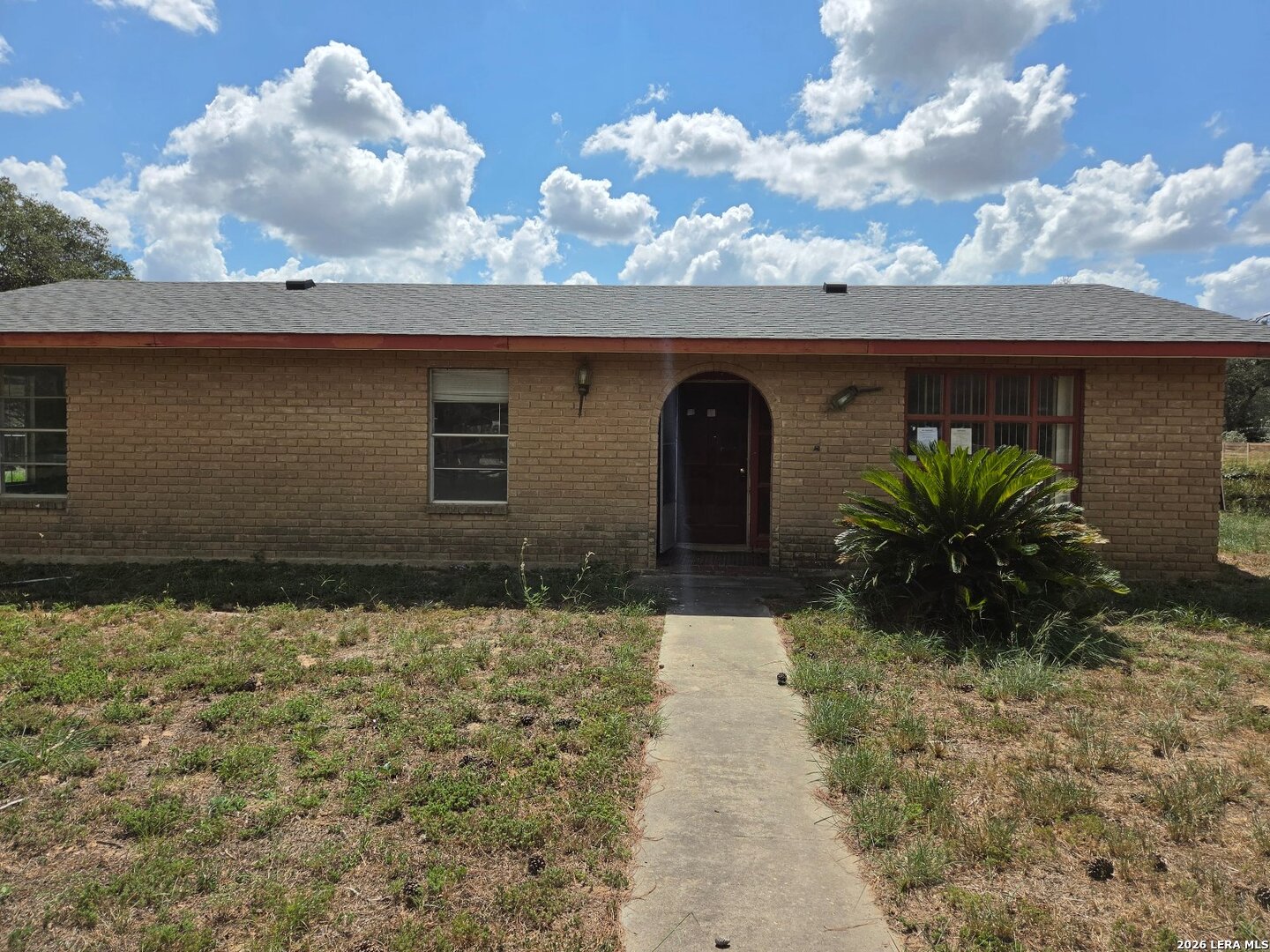 10 KAREN LN