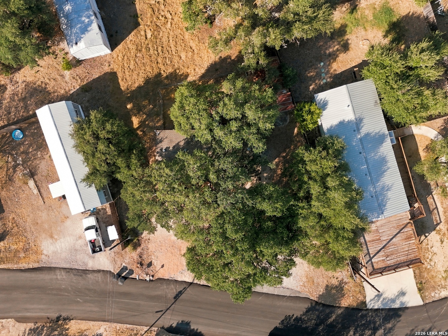 1247 SKYLARK DR