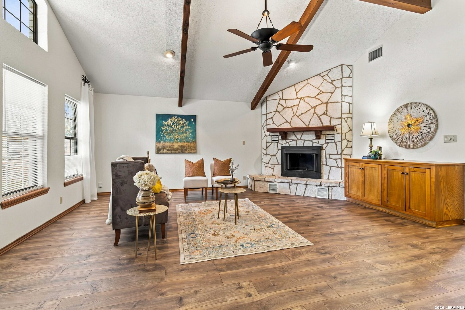 850 MISSION HILLS DR